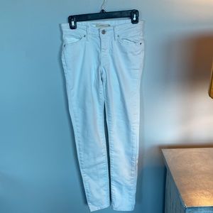 Levi Women’s 711 Skinny Jeans Worn Once!